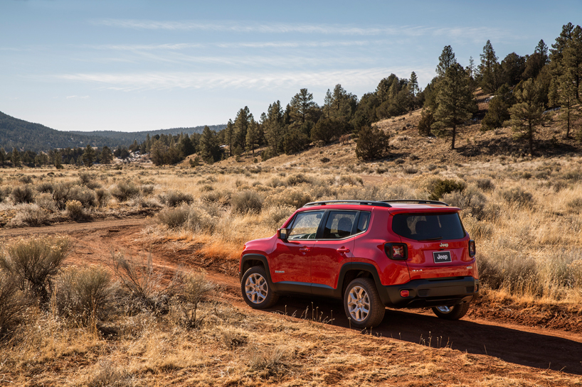 2015 JEEP renegade is an italian crafted small 4x4 SUV 