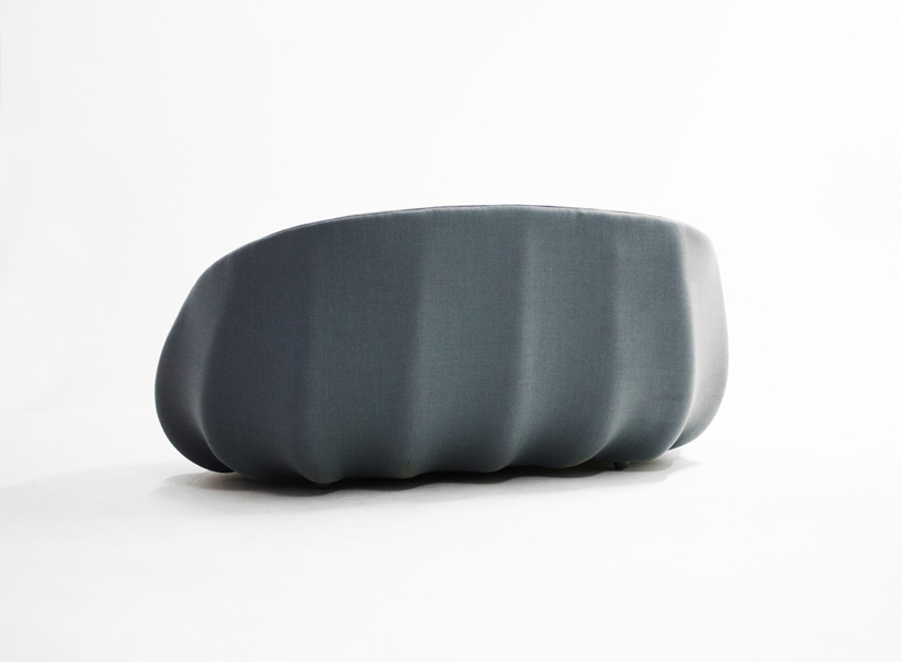 markus-johansson-coquille-sofa-designboom02