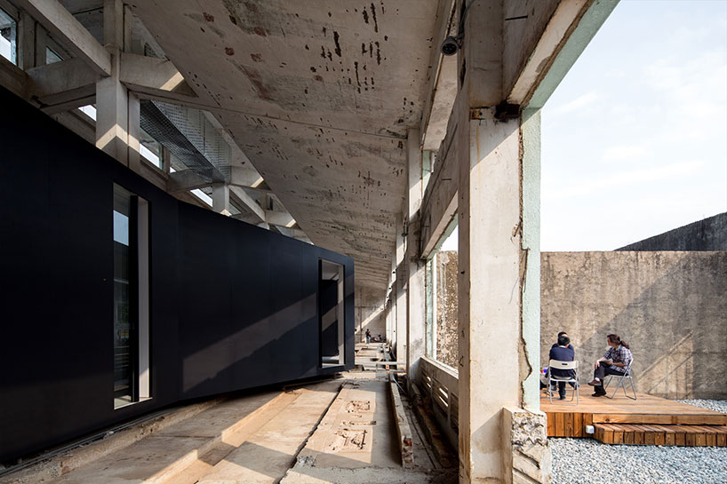 ooffice_idtown_db_03