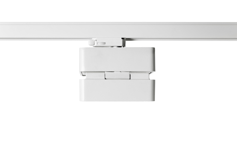 reggiani lighting produce SPLYT track lighting designed by LAPD