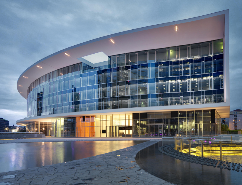 white_wave_piuarch_designboom06