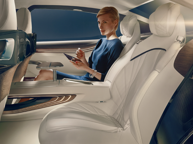 BMW vision future luxury integrates augmented reality heads-up display