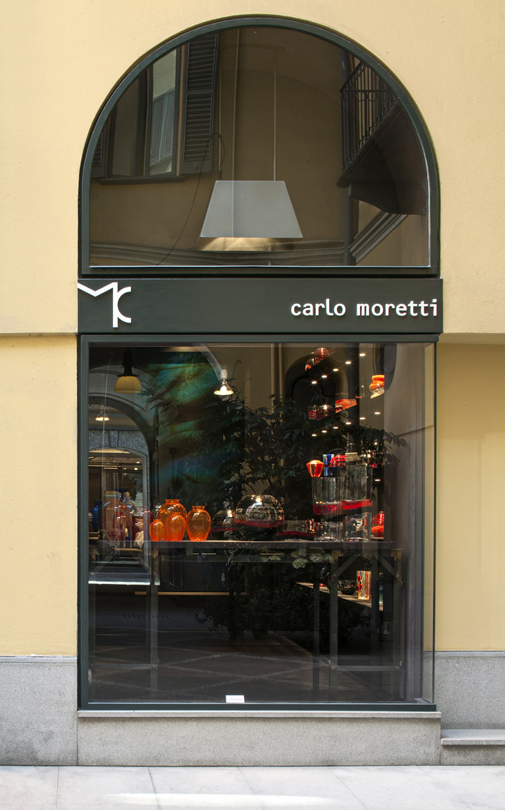 carlo-moretti-showroom-milan-designboom-05