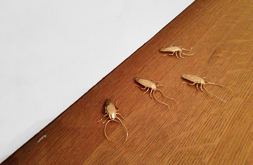 miklos kiss smuggles 14 carat golden roaches into famous museums  