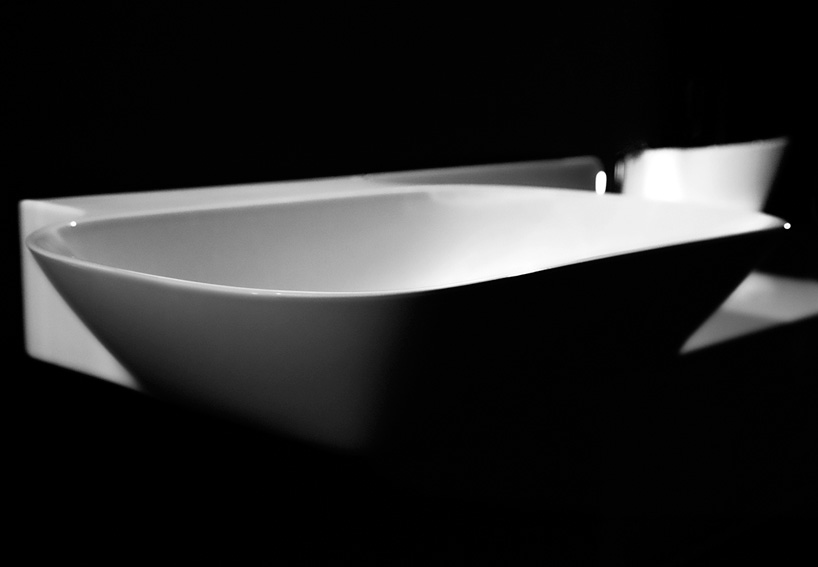 laufen saphirkeramik technologies konstantin grcic designboom 