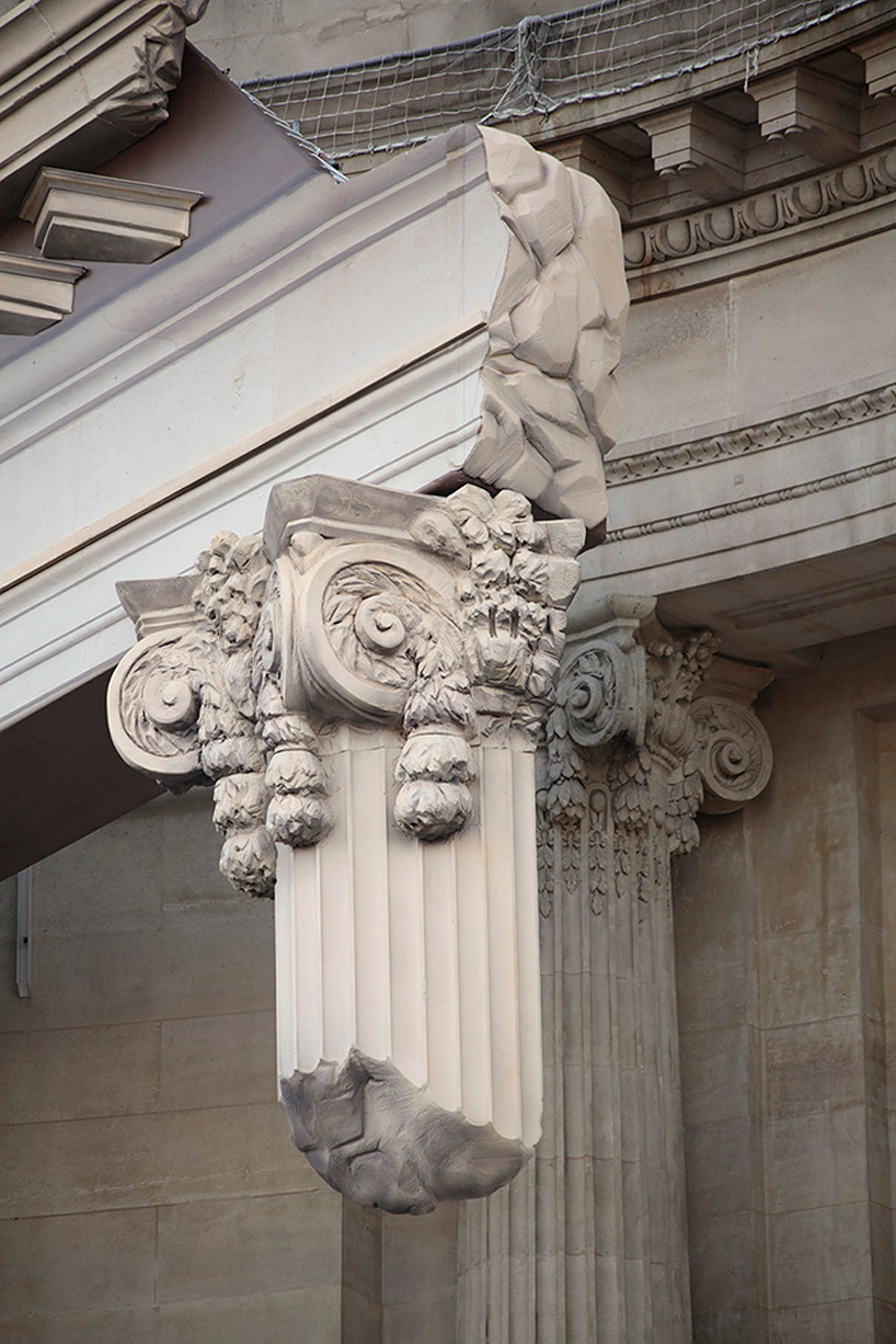 urban lies by pierre delavie