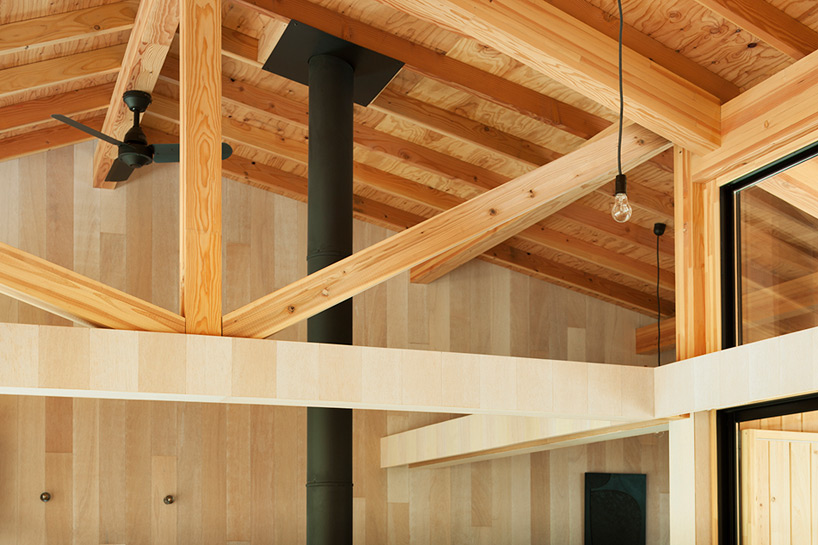 JP architects qilin house chiba japan designboom