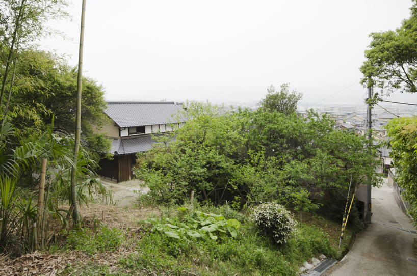 TD atelier japanese old folk house in seikacyo designboom