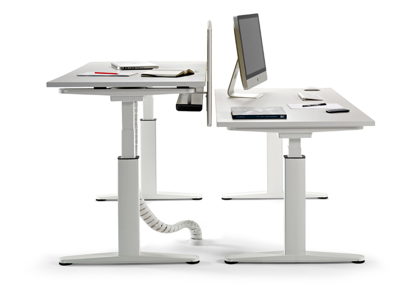 adjustable mobility desk actiu designboom