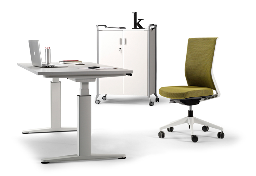 the architect's desk, mobility by ACTIU is height adjustable