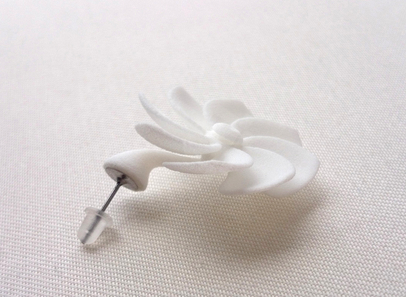breezea 3D printed spinning pinwheel earrings designboom 