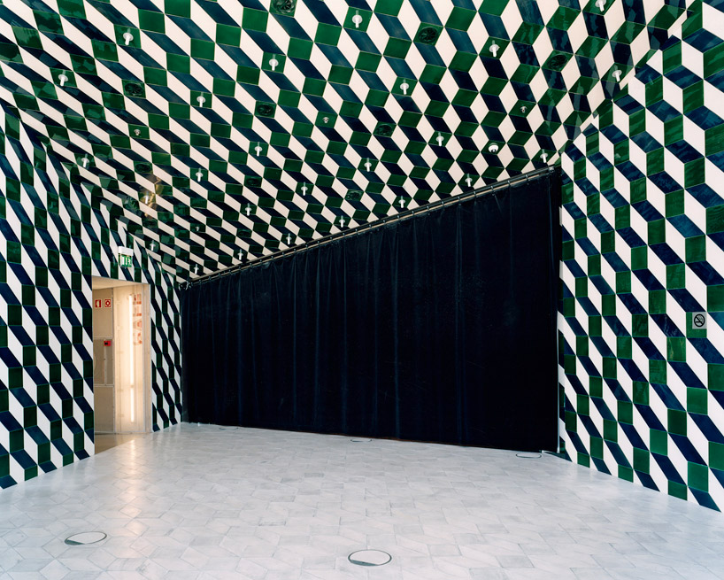 candida hofer exhibits images of architecture at fondazione bisazza