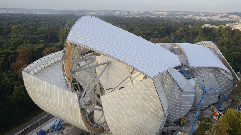 frank gehry fondation louis vuitton paris designboom