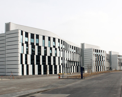 hitoshi abe adds to vienna university of economics and business campus