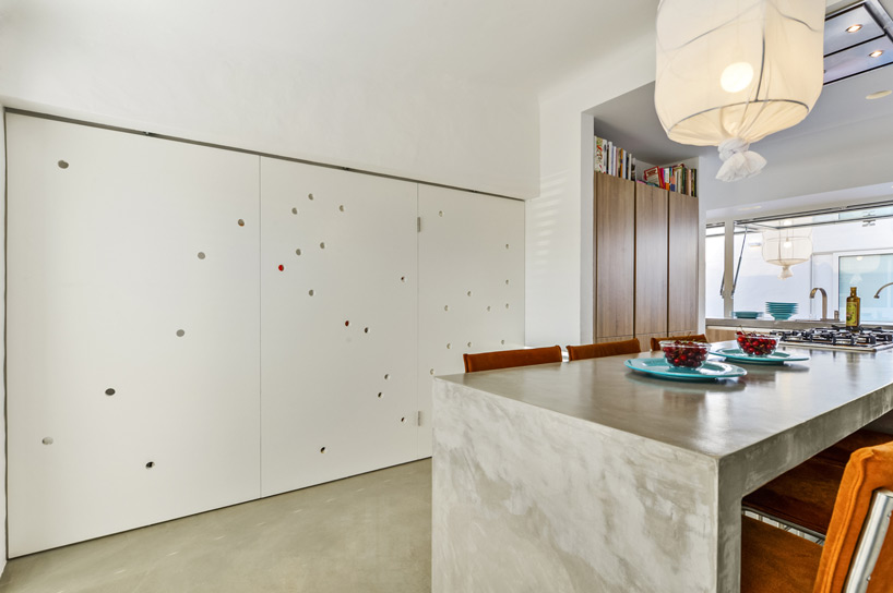 studio arte casa dos terraços designboom