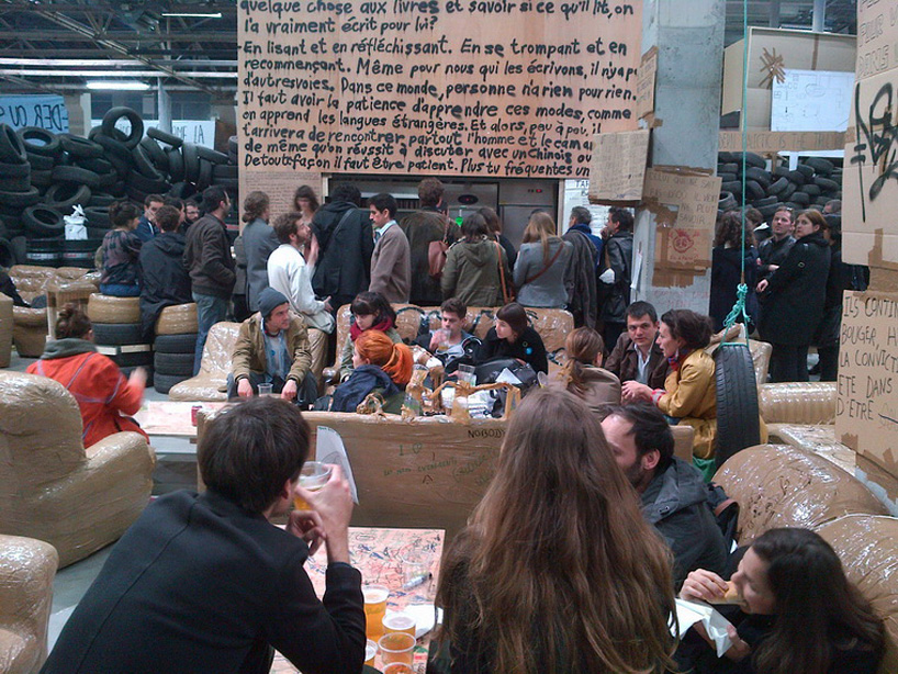 thomas hirschhorn flamme eternelle palais de tokyo