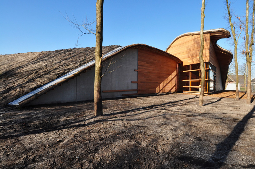 24H architecture highway support center assen designboom