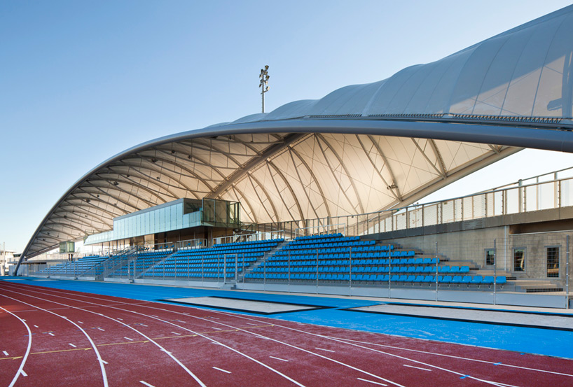 archi5 leo lagrange stadium designboom