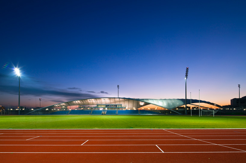 archi5 leo lagrange stadium designboom