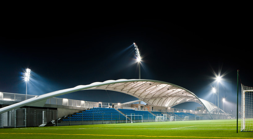 archi5 leo lagrange stadium designboom