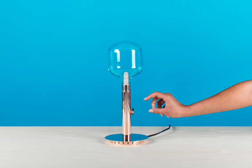 quentin de coster lamp modulates intensity light