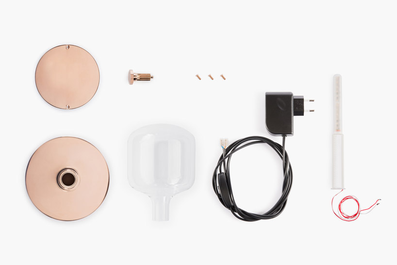 quentin de coster lamp modulates intensity light