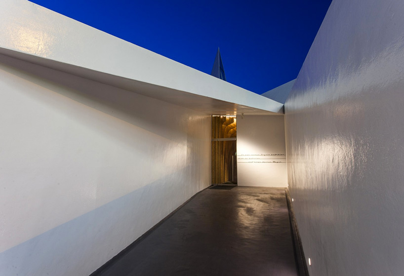 schneider+schumacher autobahn chapel siegerland designboom