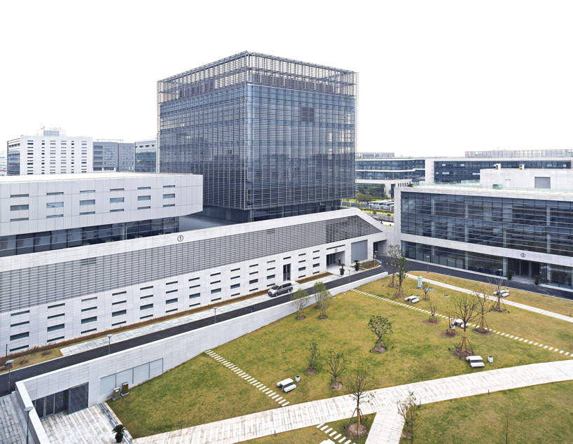 silvio d’ascia architecture bank of shanghai data processing center designboom