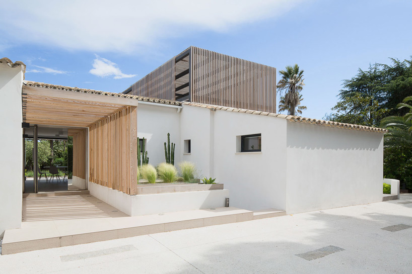 vincent coste architecte maison l2 house saint-tropez designboom