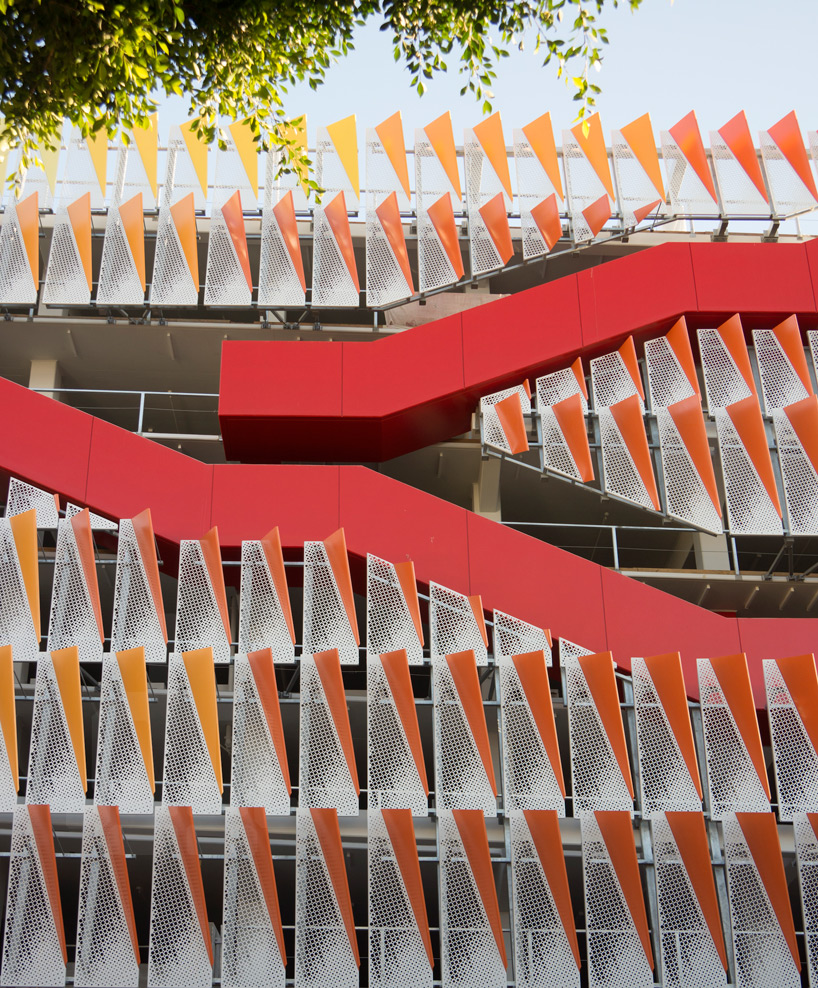 behnisch architekten santa monica parking structure 6 designboom