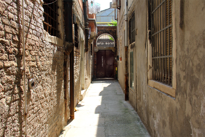 carlo-moretti-anna-paola-cibin-air-swimming-designboom-04