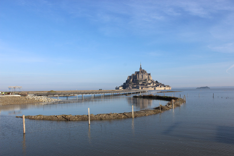 dietmar feichtinger architectes mont saint-michel jetty designboom