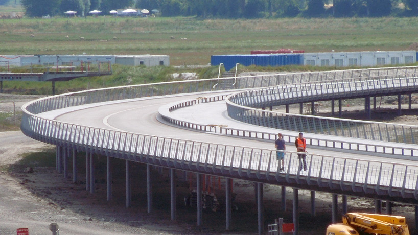 dietmar feichtinger architectes mont saint-michel jetty designboom