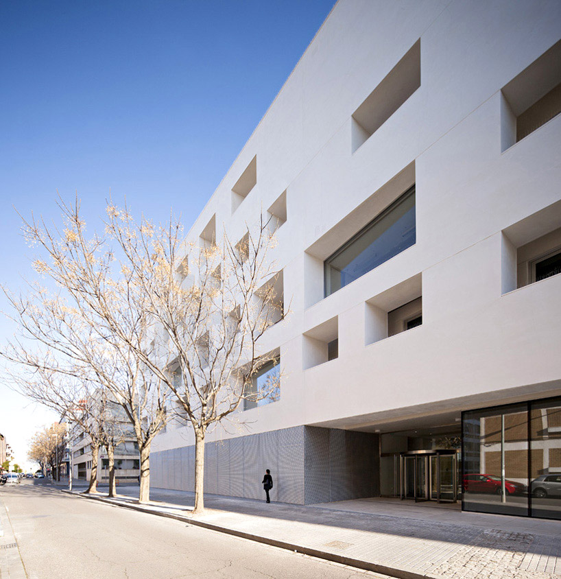 rafael de la-hoz education center university of cordoba