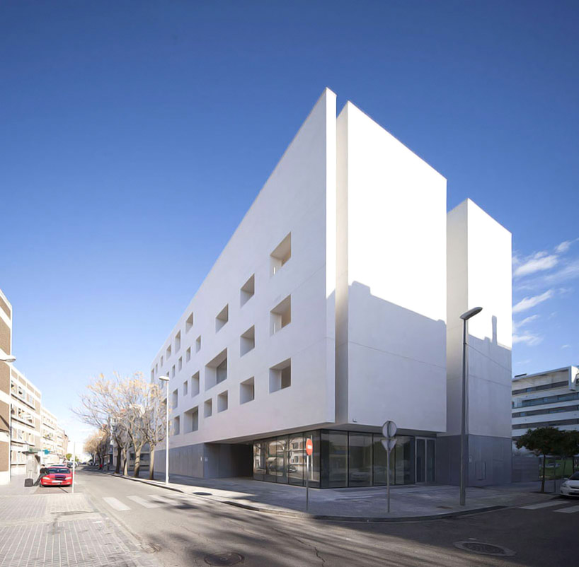 rafael de la-hoz education center university of cordoba