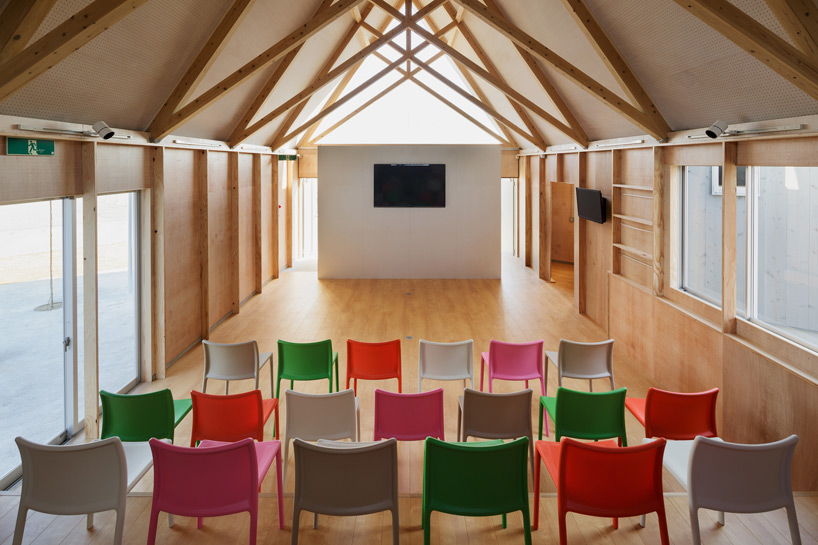 ryuji fujimura architects facility for ecology education tokyo japan designboom