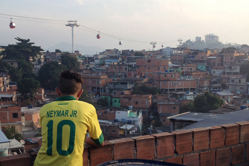 watching-the-world-cup-designboom11