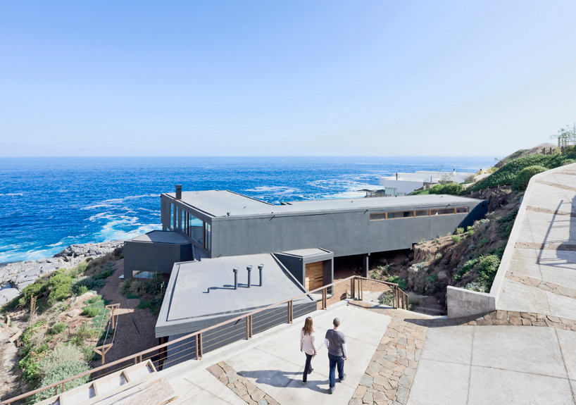 LAND arquitectos catch the views house zapallar chile designboom