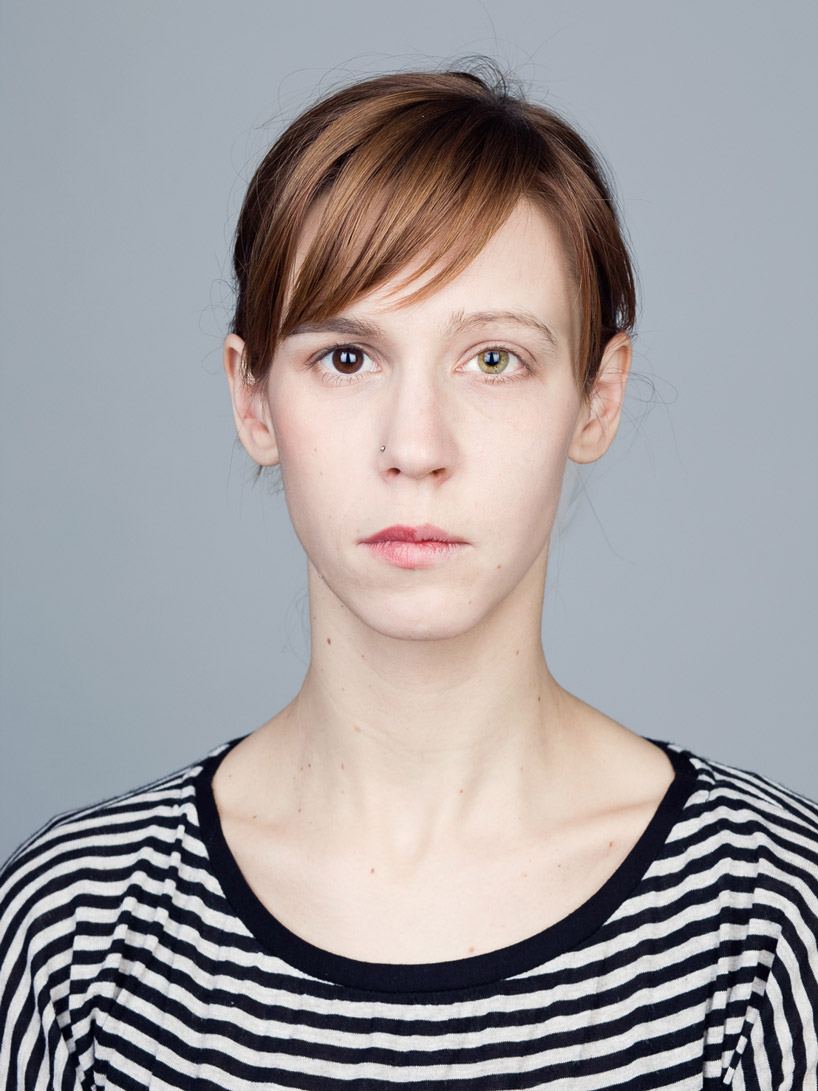 merged portraits of two people reveal similarities between friends + family