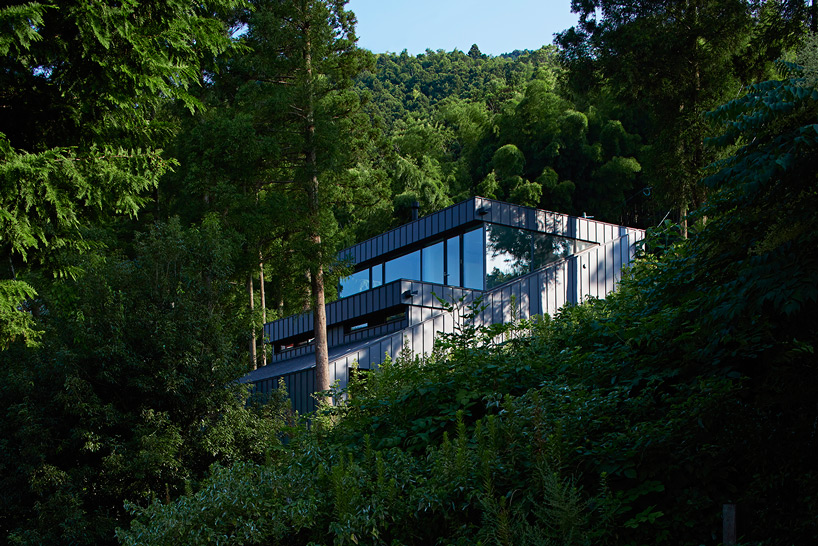 rhythmdesign house in raizan forest designboom