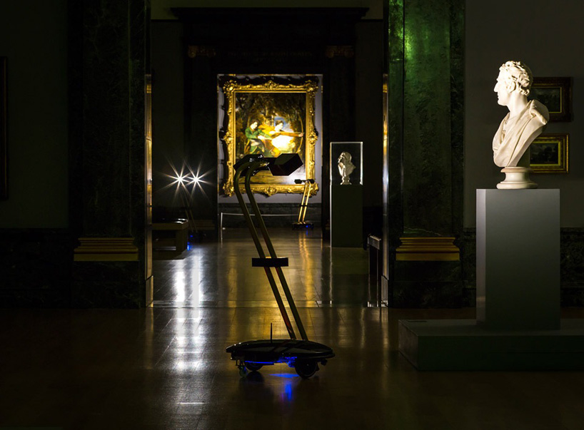 self-controlled robots allow to you roam tate's galleries after dark