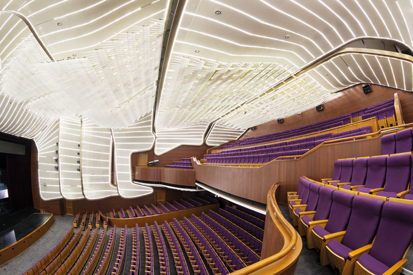 studio 505 phoenix valley theater designboom