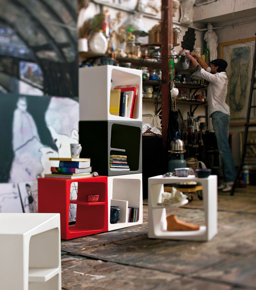 BLINE modular shelves designboom 