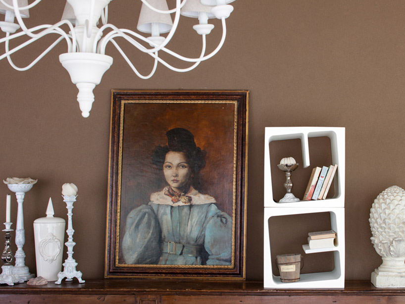 BLINE modular shelves designboom 