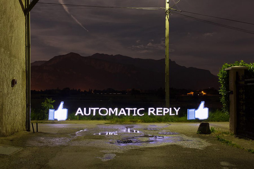 DIY stereoviewer allows you to visualize lightpainting in 3D