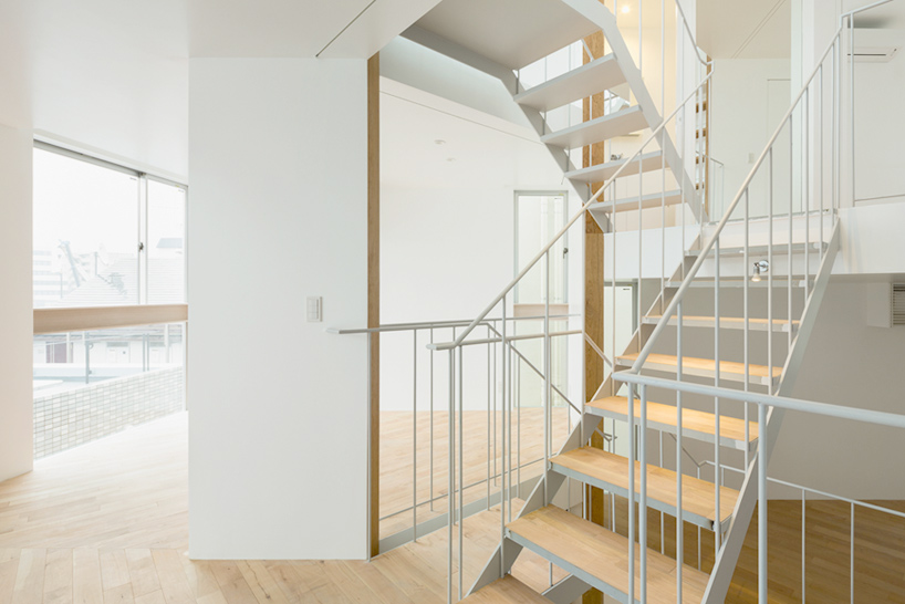 comma design office house in kamiosaki tokyo designboom