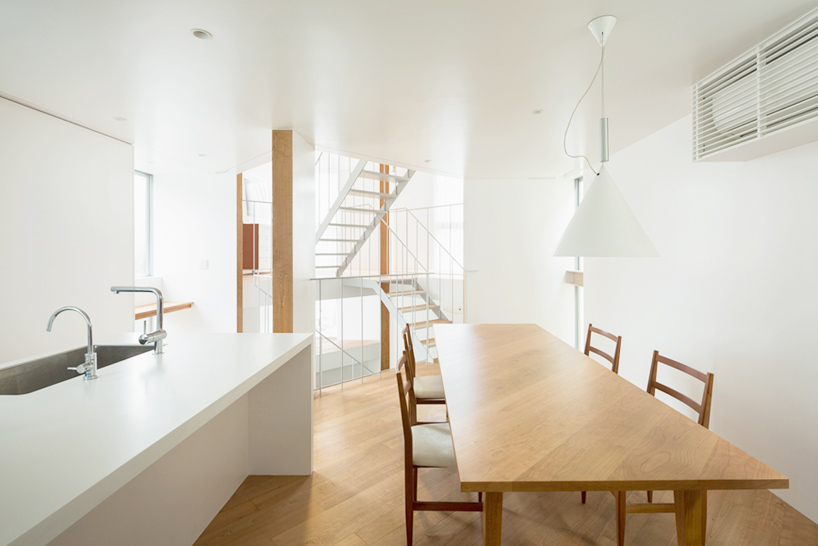 comma design office house in kamiosaki tokyo designboom