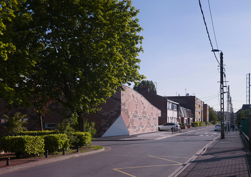 d'houndt + bajart architectes school canteen bert-blum lille designboom