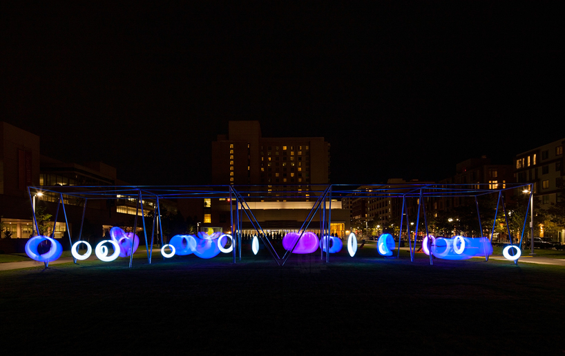 howeler-+-yoon-architecture-swing-time-designboom02