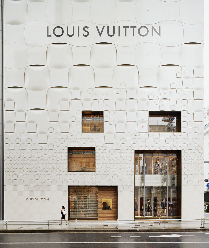 jun aoki&#39;s tokyo louis vuitton store features patterned façades